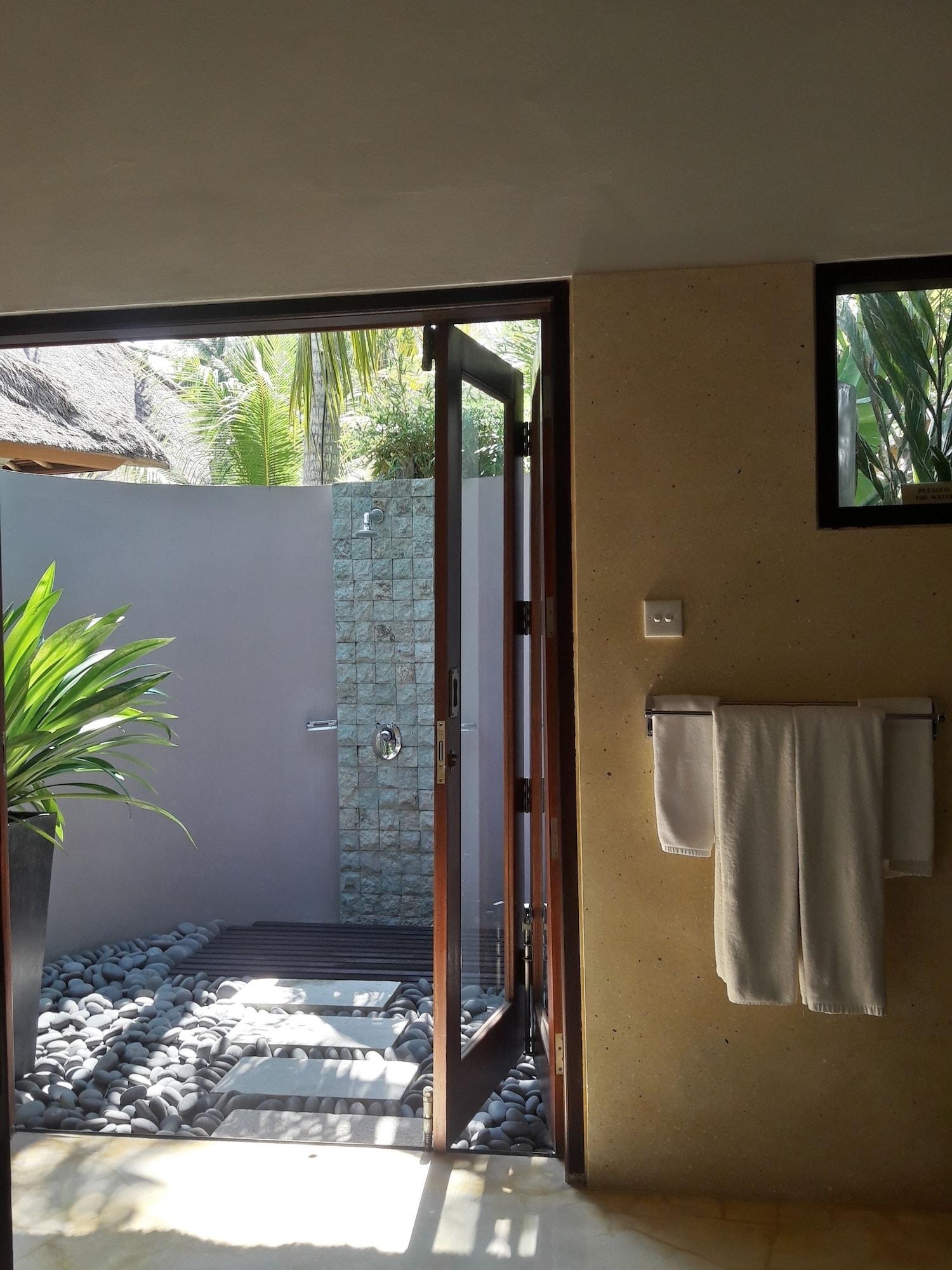 Villa Sasoon 1, 100 Mt To Beach Candidasa Exteriör bild